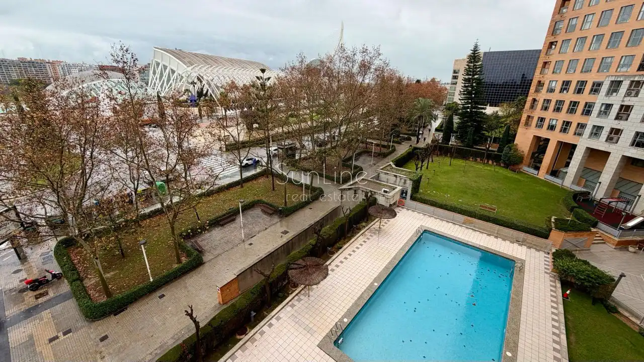 Swimming pool of Flat for sale in Valencia  with Air Conditioner, Terrace and Storage room