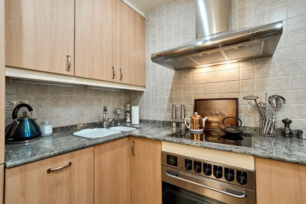 Cuina de Pis en venda en Barcelona amb Calefacció i Balcó