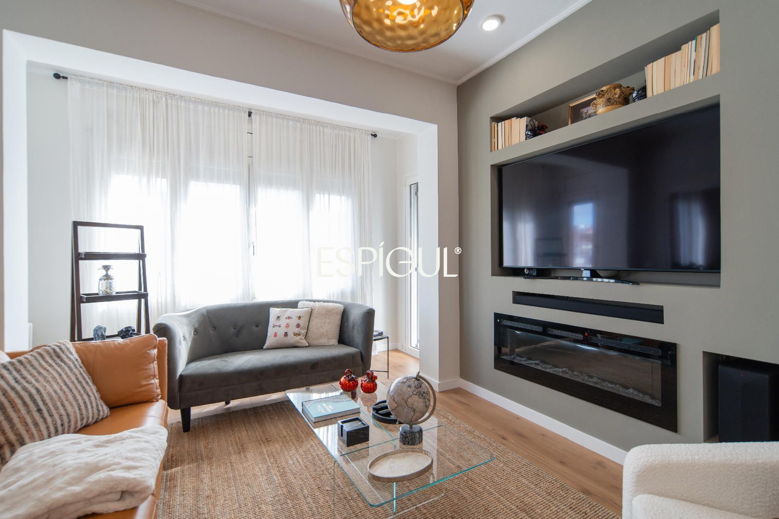 Sala de estar de Piso en venta en Girona Capital con Aire acondicionado, Calefacción y Parquet