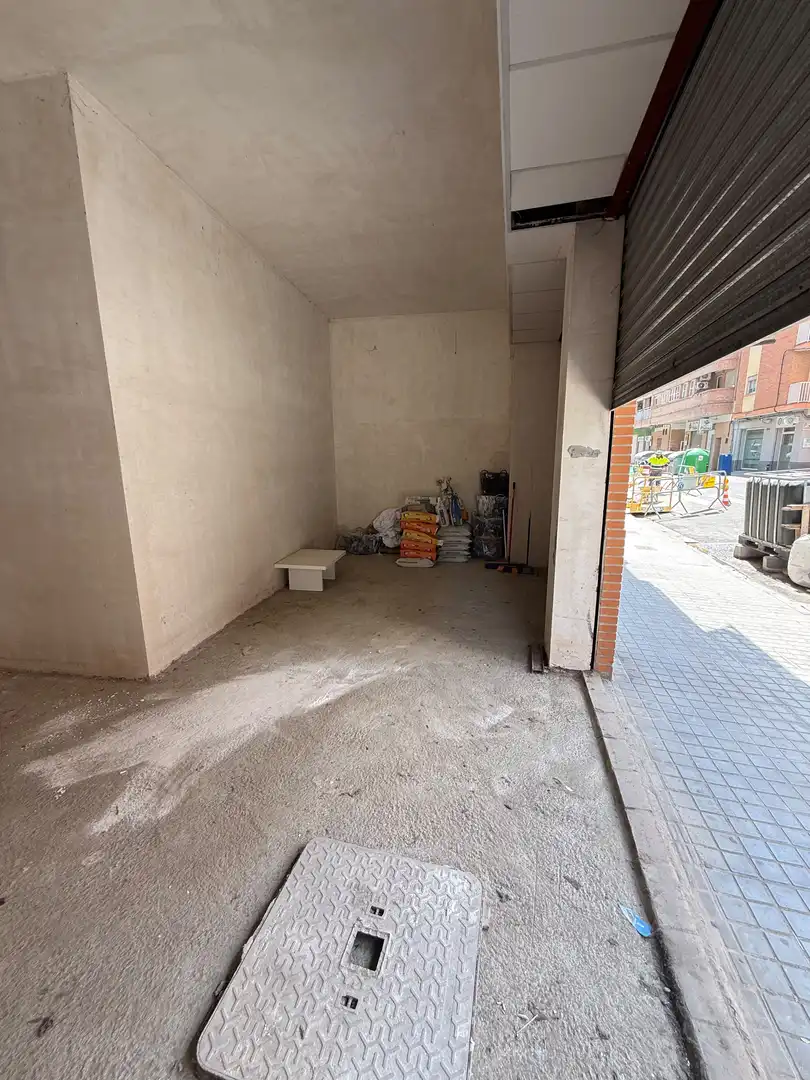 Local en venta en Burjassot