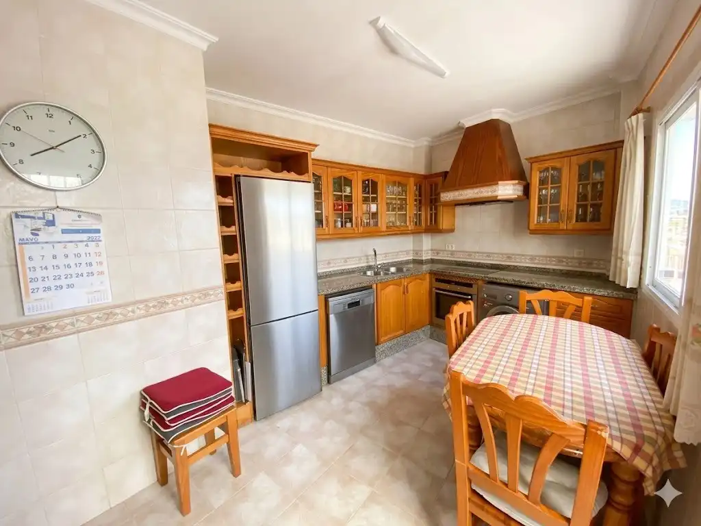 Cocina de Casa adosada en venta en Los Barrios con Terraza, Trastero y Balcón