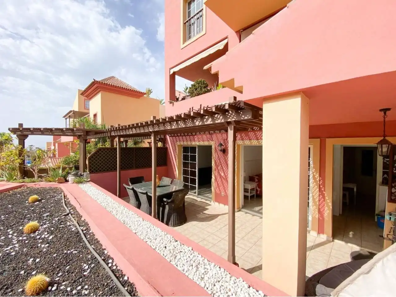 Terraza de Apartamento en venta en Adeje con Amueblado y Piscina comunitaria