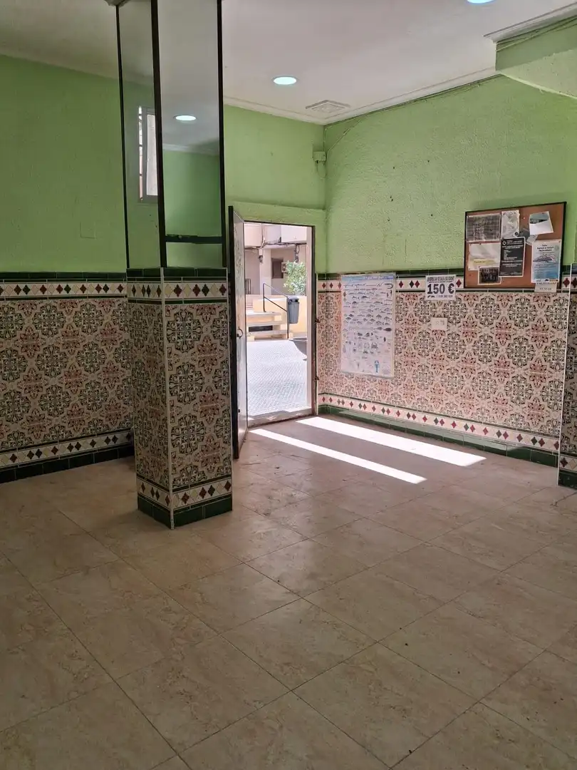 Local de lloguer en Cádiz