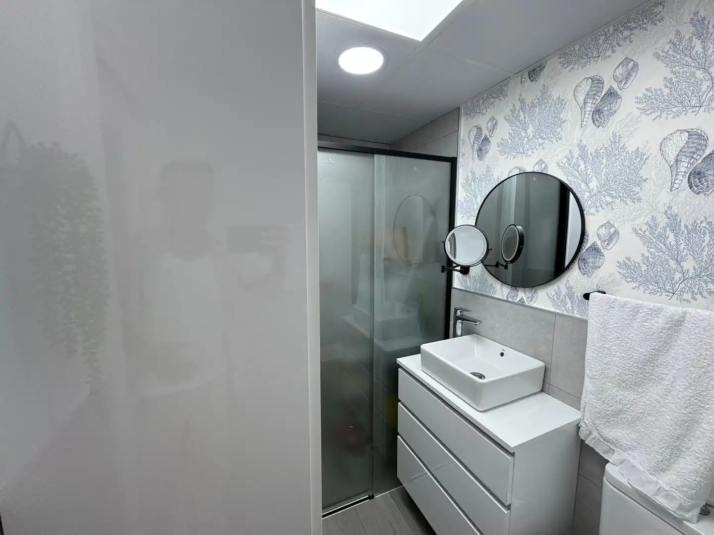 Badezimmer von Dachboden zum Verkauf in Rincón de la Victoria mit Terrasse und Abstellraum