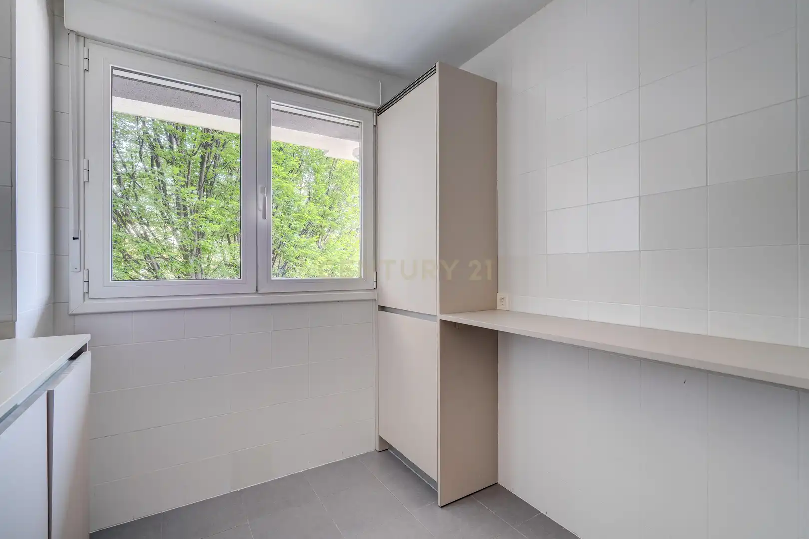 Kitchen of Flat for sale in Irun 