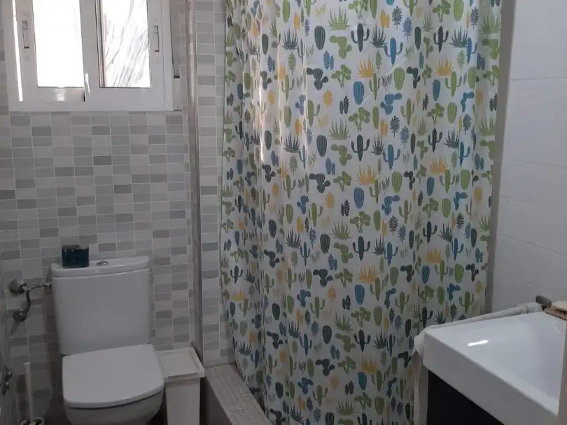 Bany de Casa o xalet en venda en Alcantarilla amb Aire condicionat, Terrassa i Piscina