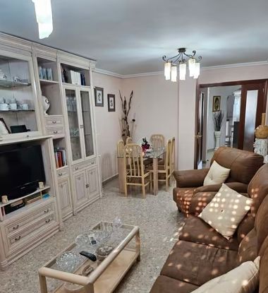 Sala de estar de Piso en venta en L'Alcora con Amueblado, Horno y Lavadora