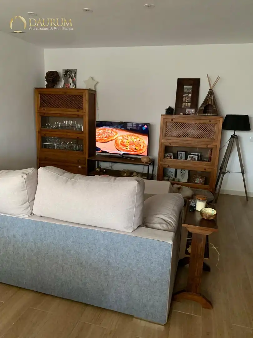 Sala d'estar de Pis en venda en Paracuellos de Jarama amb Aire condicionat, Terrassa i Piscina