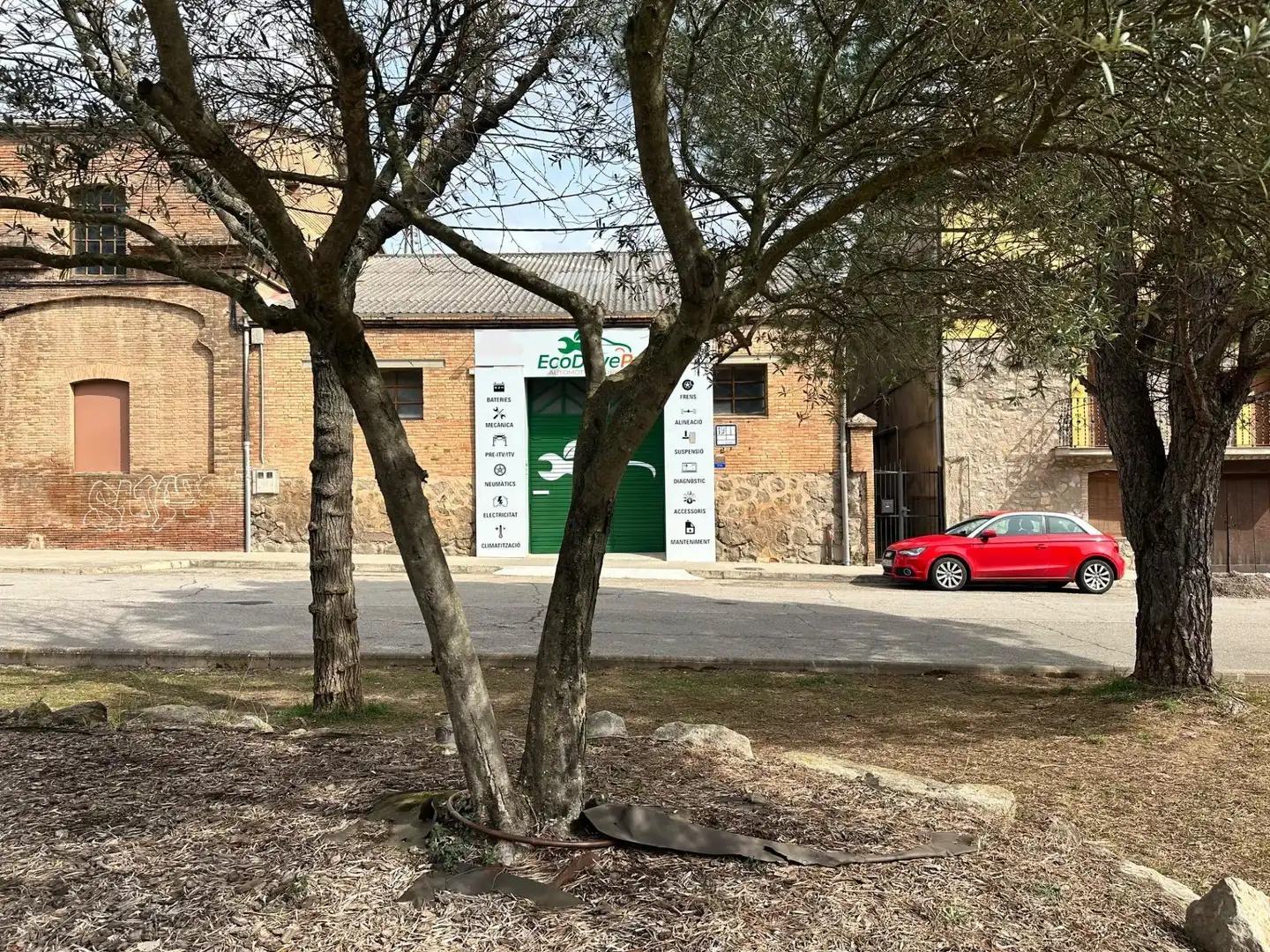 Exterior view of Commercial properties for transfer in Puig-reig