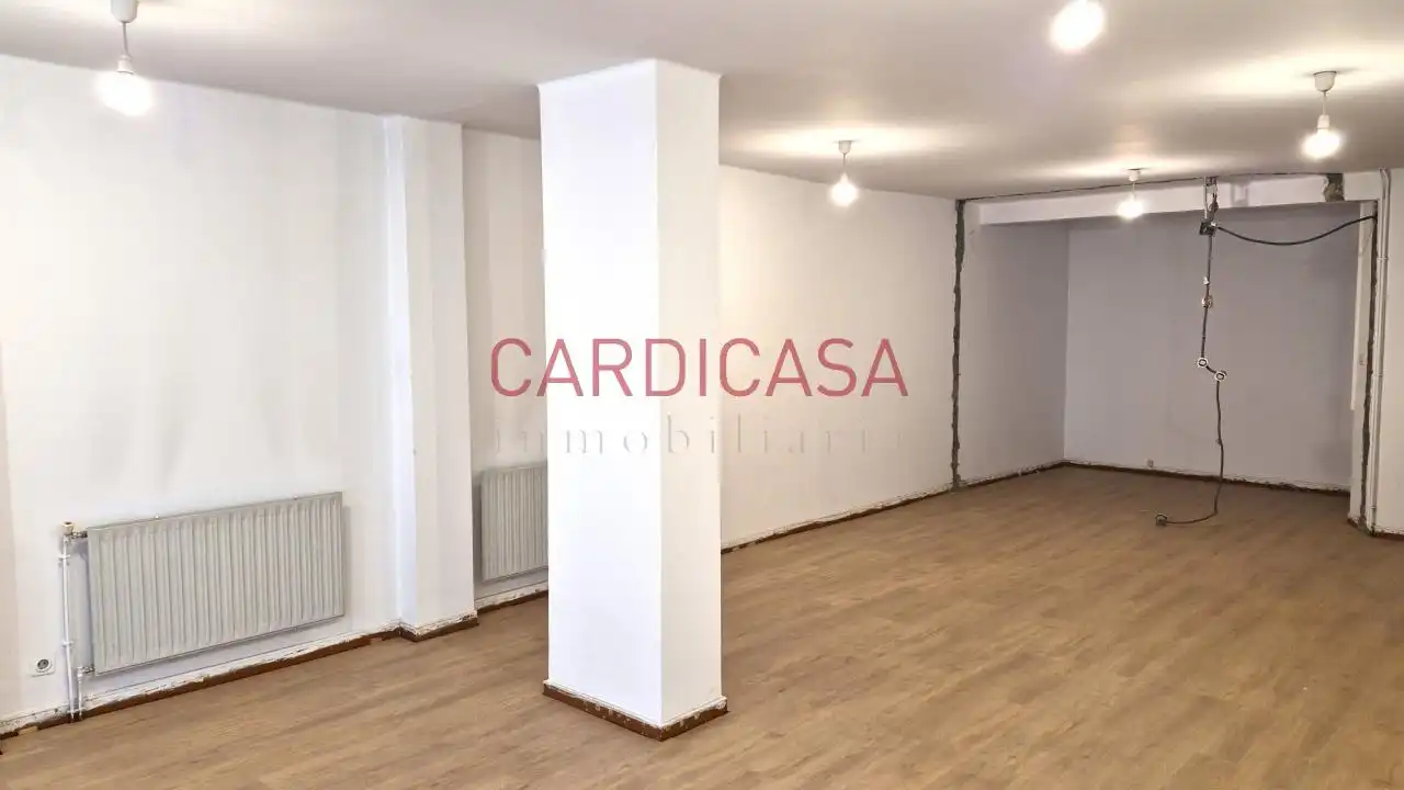 Office for sale in Vigo   with Heating