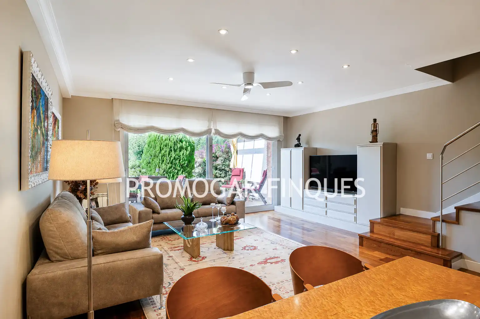 Wohnzimmer von Maisonette zum Verkauf in Sant Feliu de Llobregat mit Klimaanlage, Heizung und Privatgarten