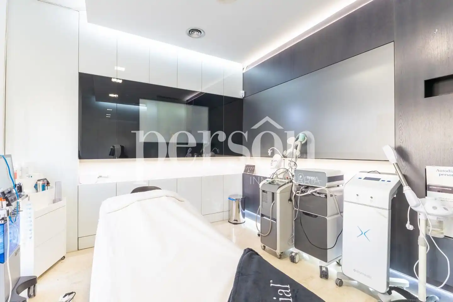 Local en venta en Valencia con Aire acondicionado