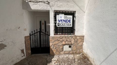 CASA EN VENTA EN NAVALÓN