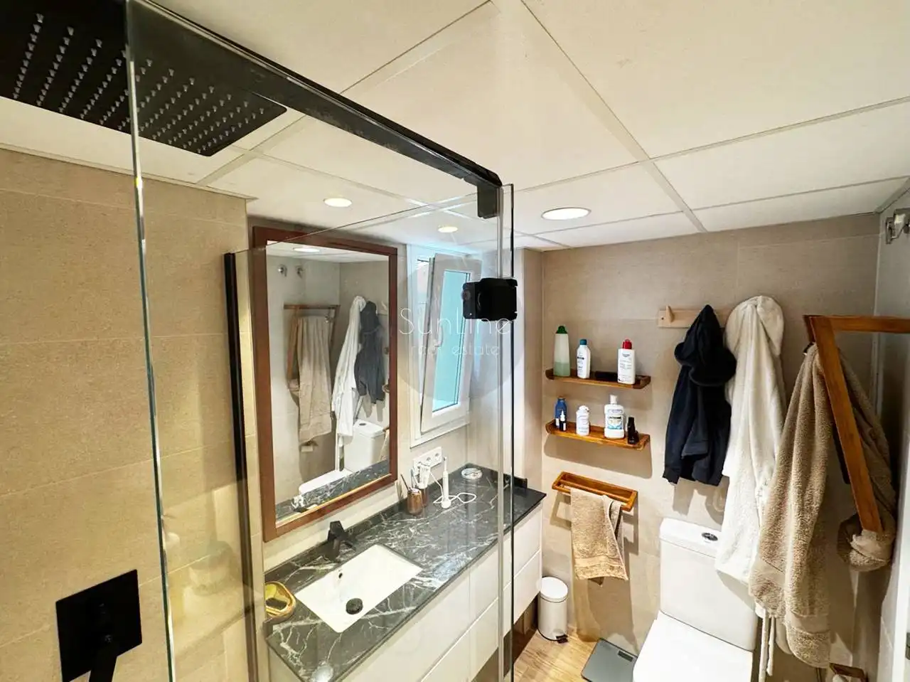 Badezimmer von Wohnung zum Verkauf in Gandia mit Klimaanlage, Terrasse und Möbliert