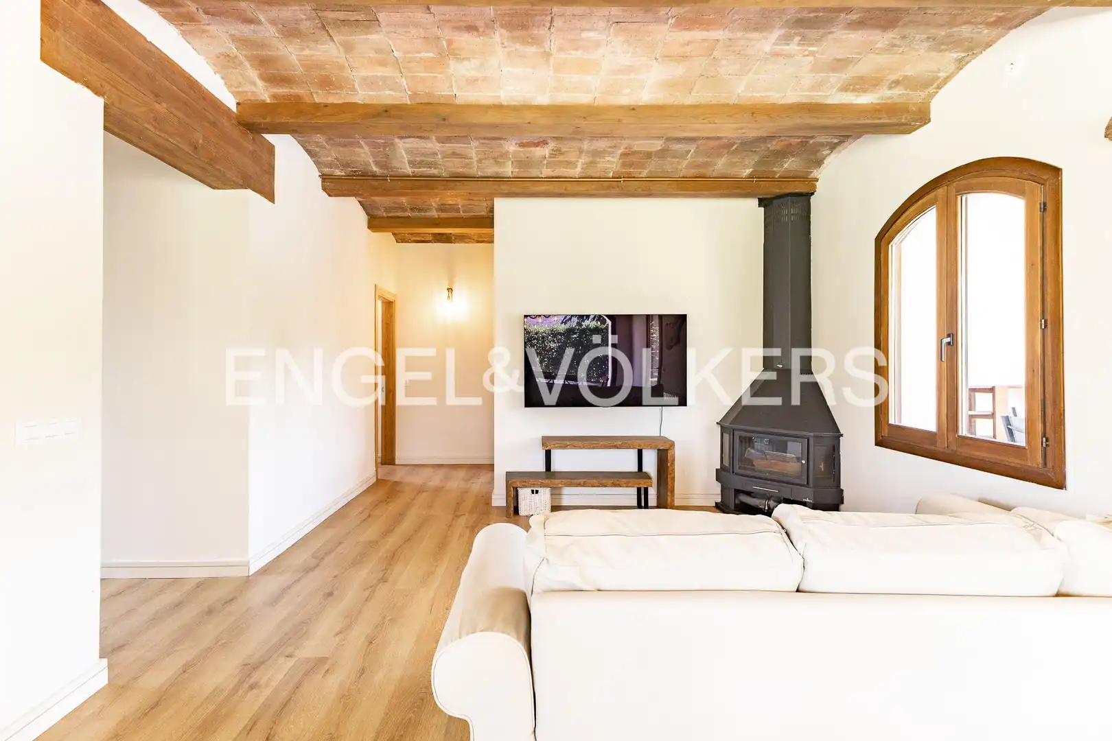 Wohnzimmer von Haus oder Chalet zum Verkauf in La Vall d'en Bas mit Heizung und Privatgarten