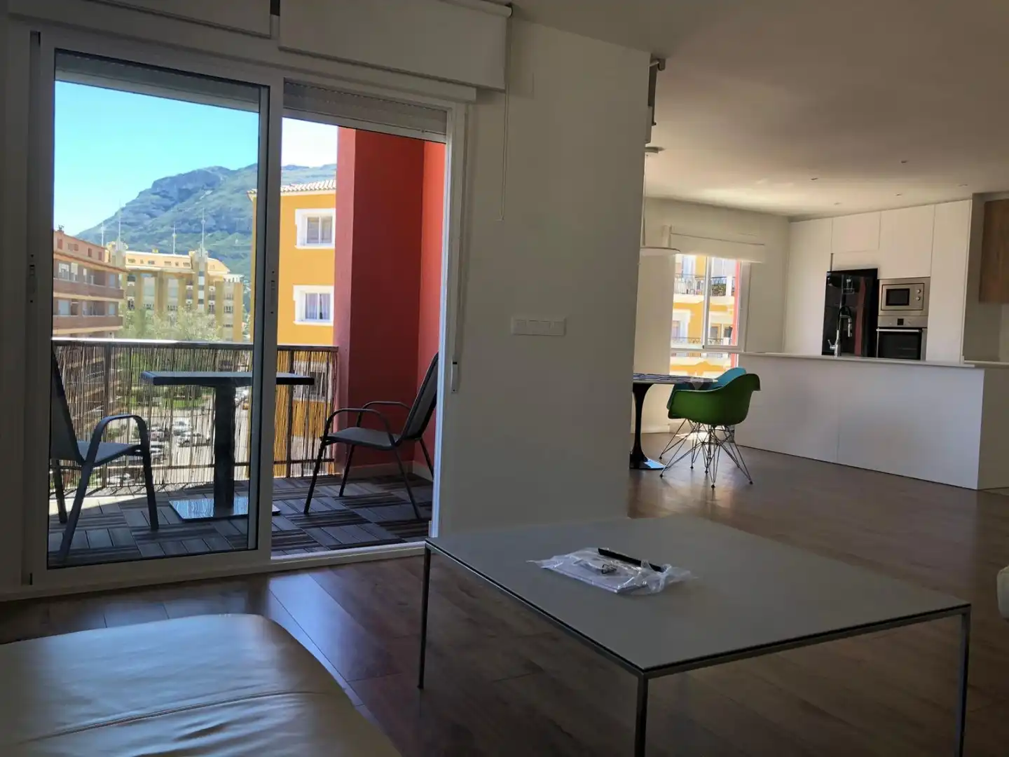 Vista exterior de Piso de alquiler en Dénia con Parquet, Terraza y Trastero