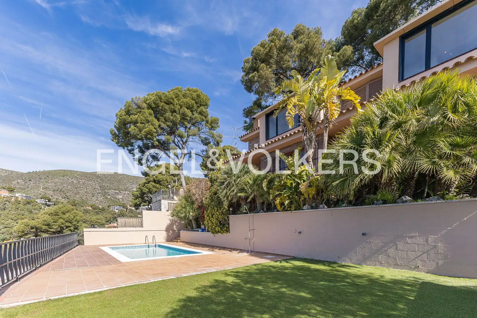 Exterior view of Houses for sale in Castelldefels  with Air Conditioner, Heating and Private garden