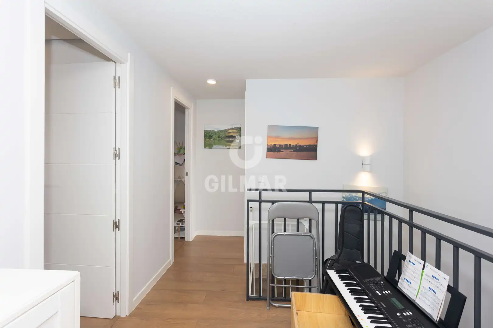 Maisonette zum Verkauf in Madrid mit Heizung, Privatgarten und Abstellraum