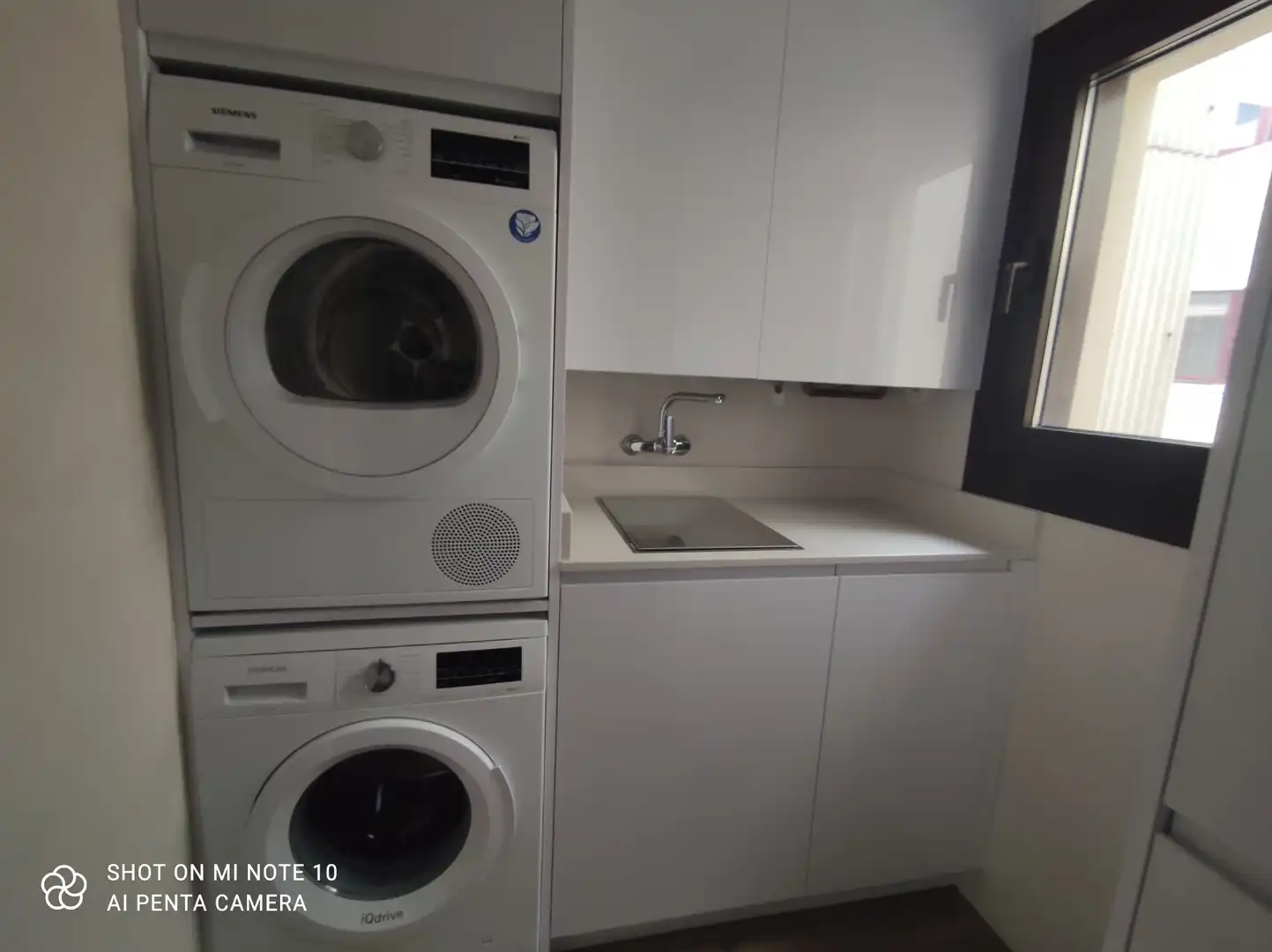 Habitación de Piso en venta en A Coruña Capital  con Calefacción, Parquet y Terraza
