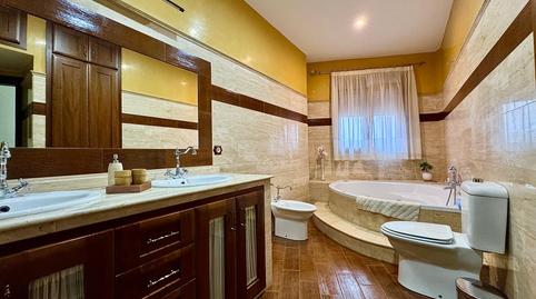 Foto 5 de Apartament en venda a  Avenida Virgen del Rocío, Olivares, Sevilla