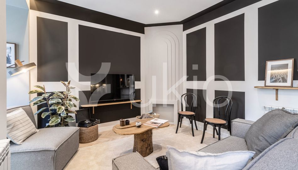 Apartamento de alquiler en Calle de Luchana, Trafalgar - Imagen 3