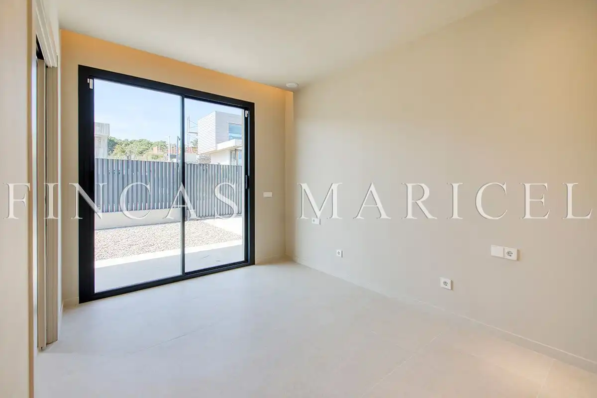 Terrace of Houses for sale in Sitges  with Air Conditioner, Heating and Private garden