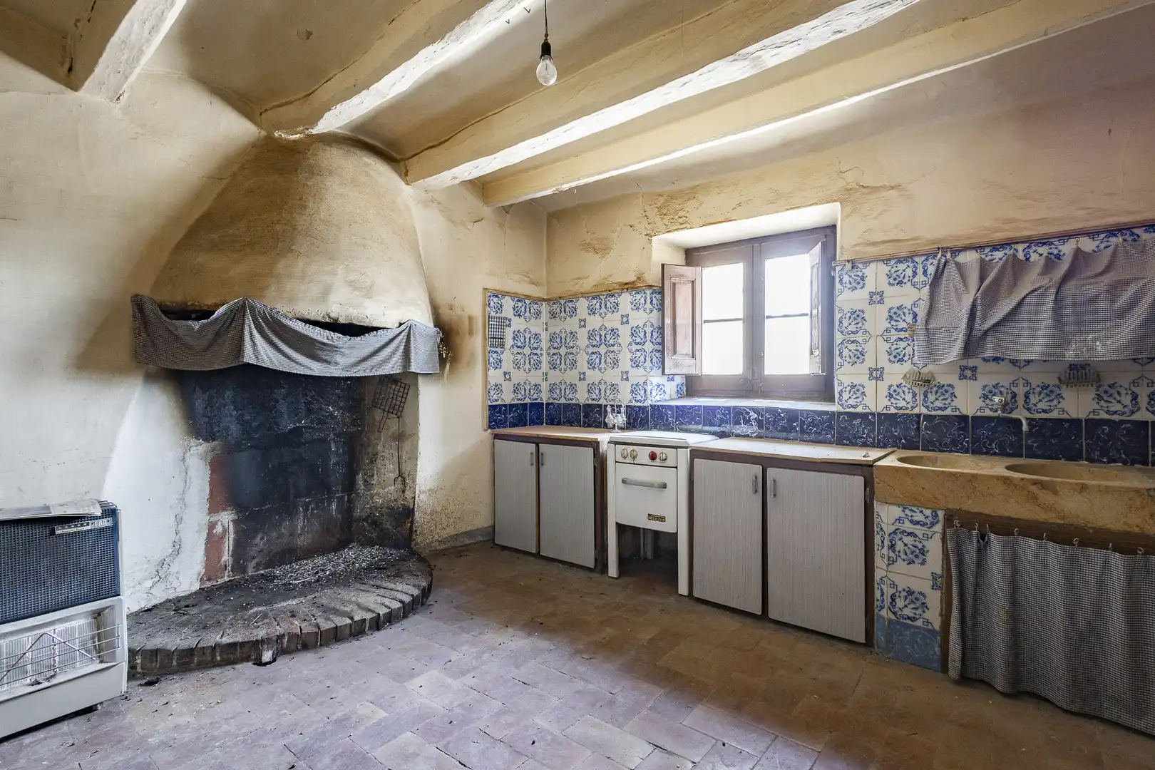 Kitchen of Houses for sale in Santa Margarida I Els Monjos  with Heating, Private garden and Terrace