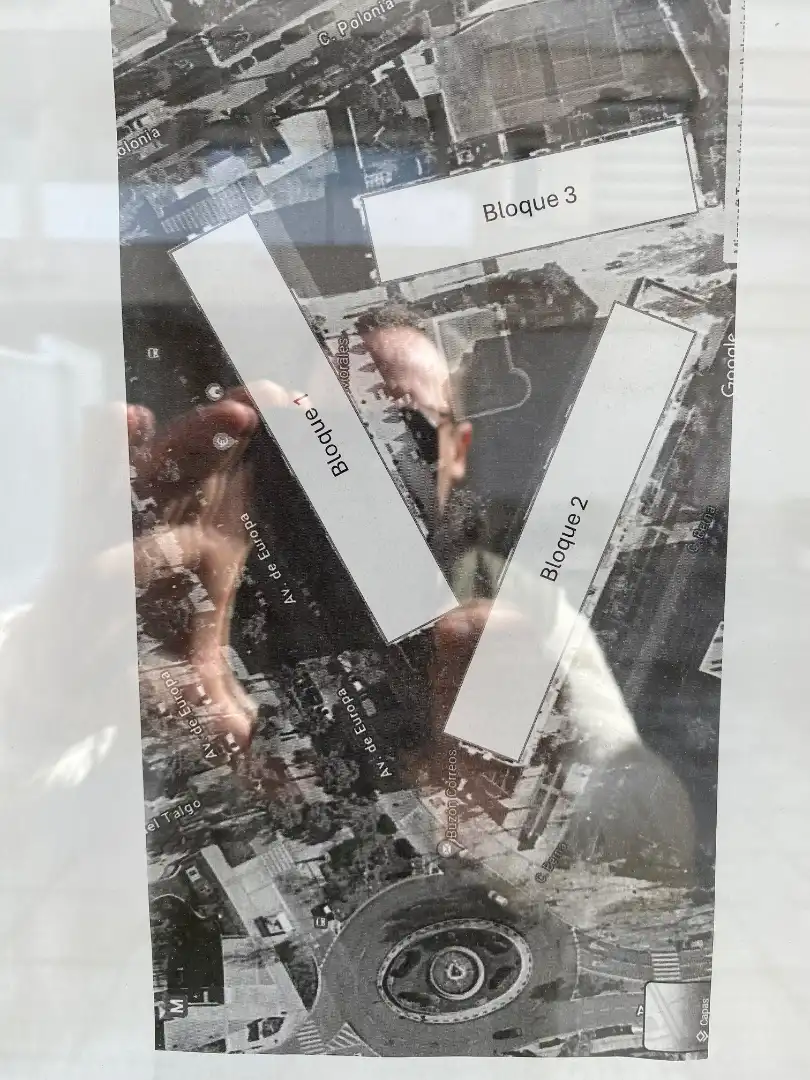 Vista exterior de Planta baja en venta en Pozuelo de Alarcón con Calefacción, Terraza y Horno