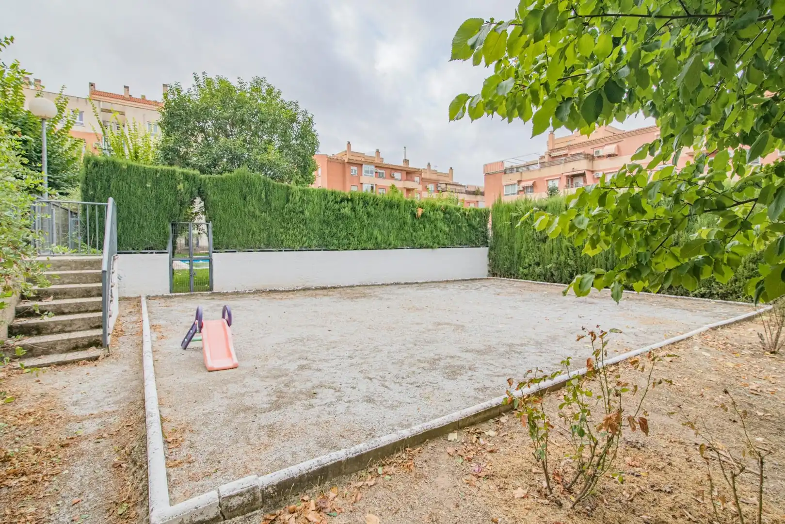 Jardí de Pis de lloguer en Granada amb Calefacció, Terrassa i Moblat
