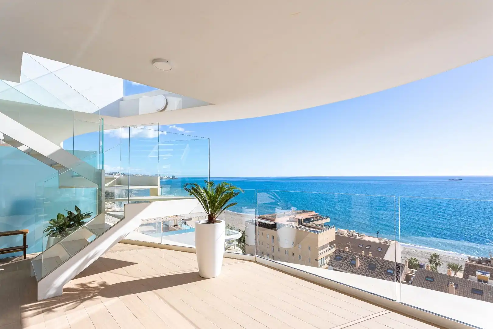 Penthouse with pool for sale in Las Gaviotas  - Carvajal