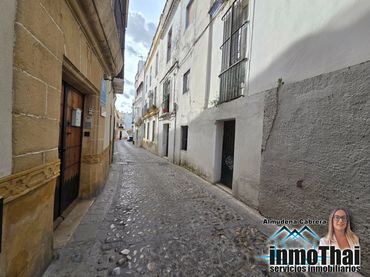 Flat with balcony for sale in Calle Carpintería Baja