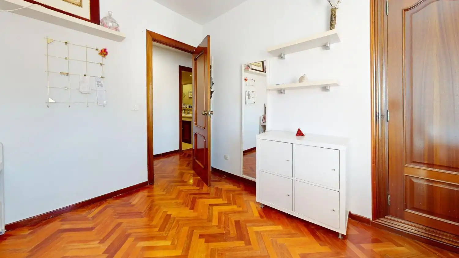 Flat for sale in Sevilla  with Air Conditioner and Terrace