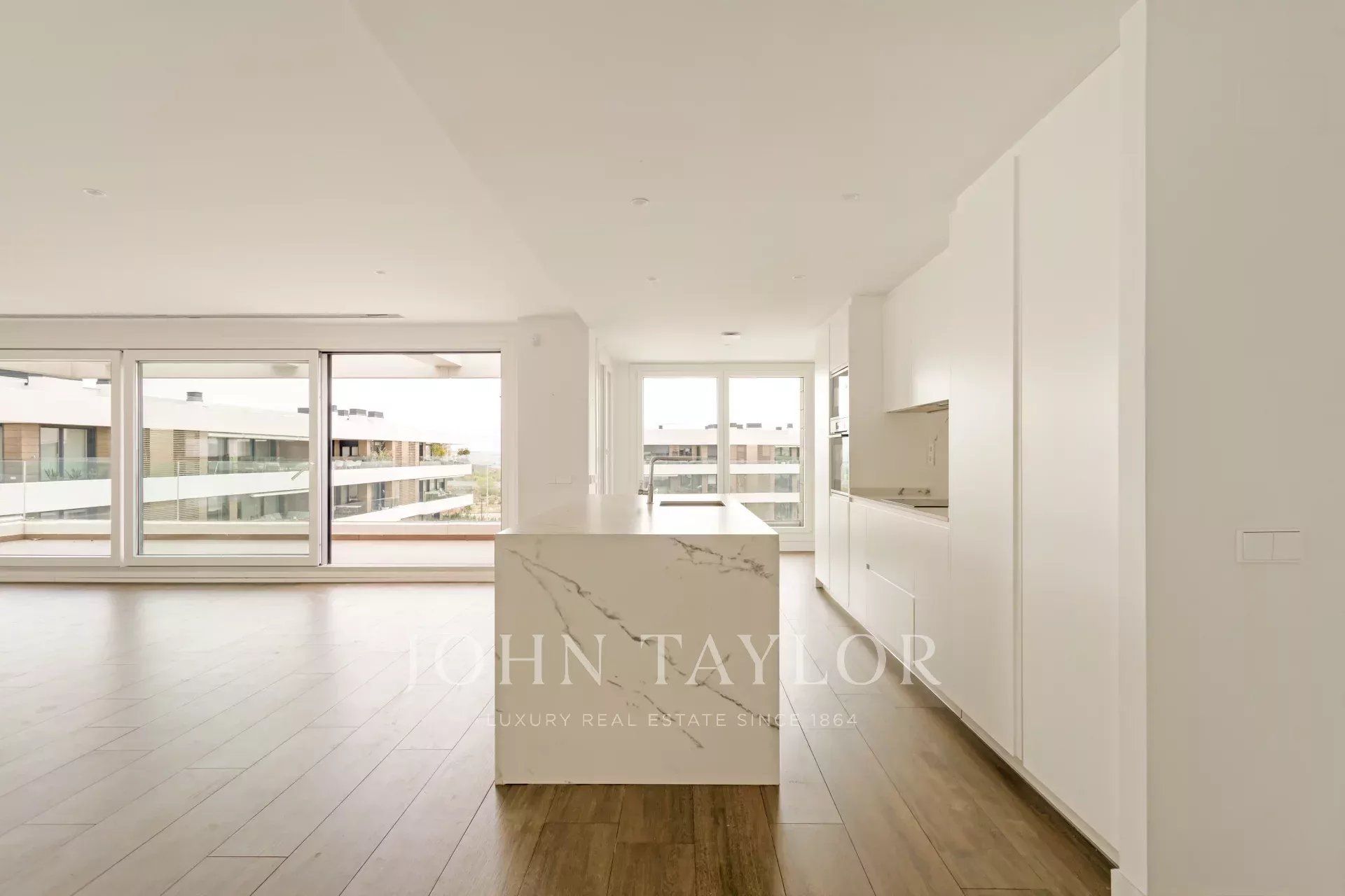 null hab, 267m² en Encinar de los Reyes, La Moraleja - Image 2