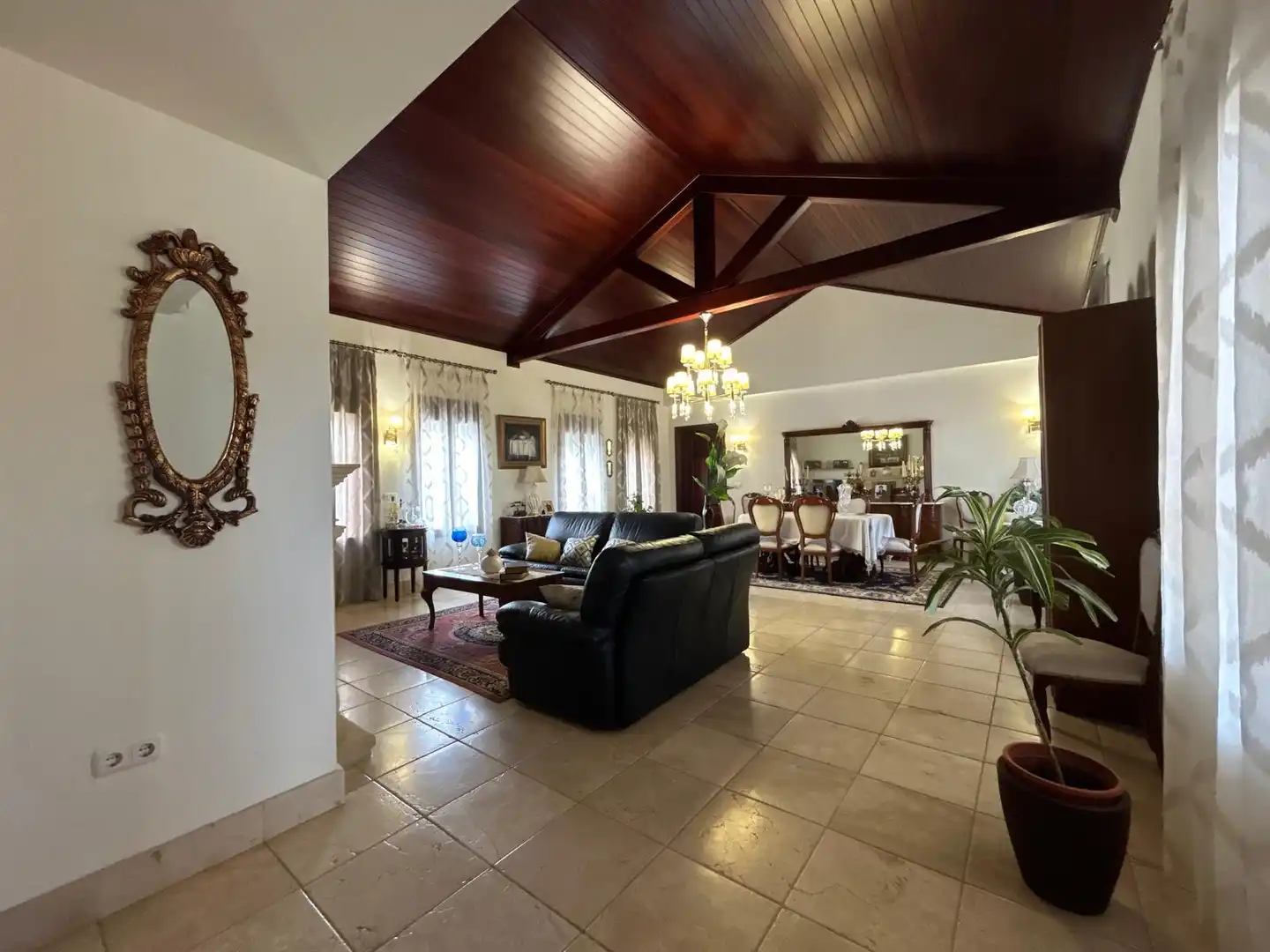 Sala d'estar de Casa o xalet en venda en Villanueva de los Castillejos amb Aire condicionat, Calefacció i Jardí privat