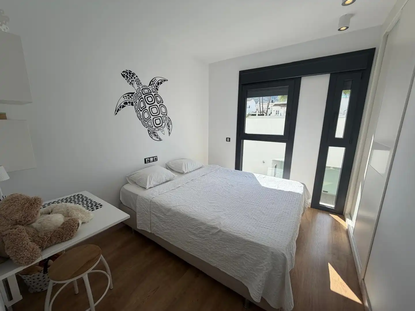 Bedroom of Houses for sale in L'Alfàs del Pi  with Air Conditioner, Heating and Private garden