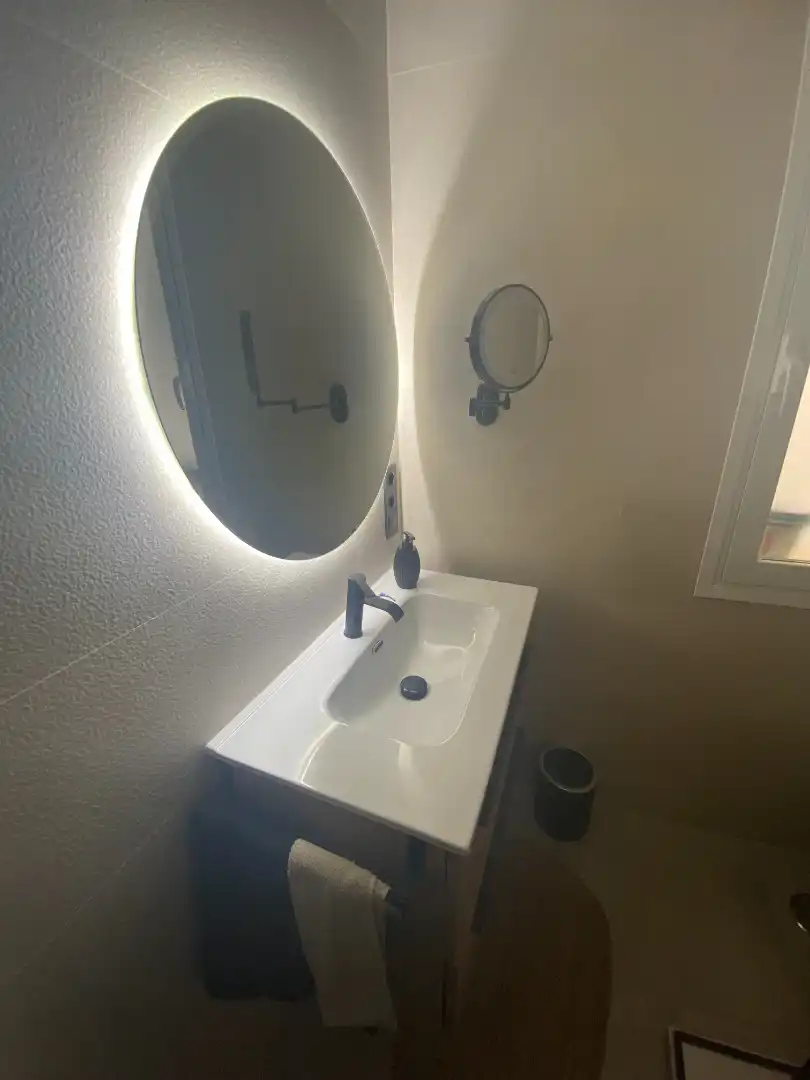 Bathroom of Flat for rent in Madrid  with Air Conditioner and Furnished