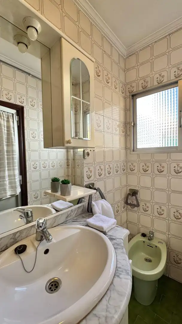 Baño de Piso en venta en Vigo  con Calefacción