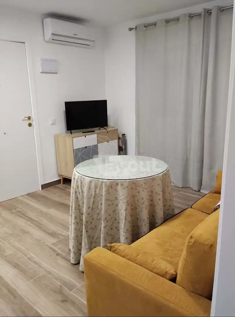 Wohnzimmer von Wohnung zur Miete in Plasencia mit Klimaanlage und Terrasse