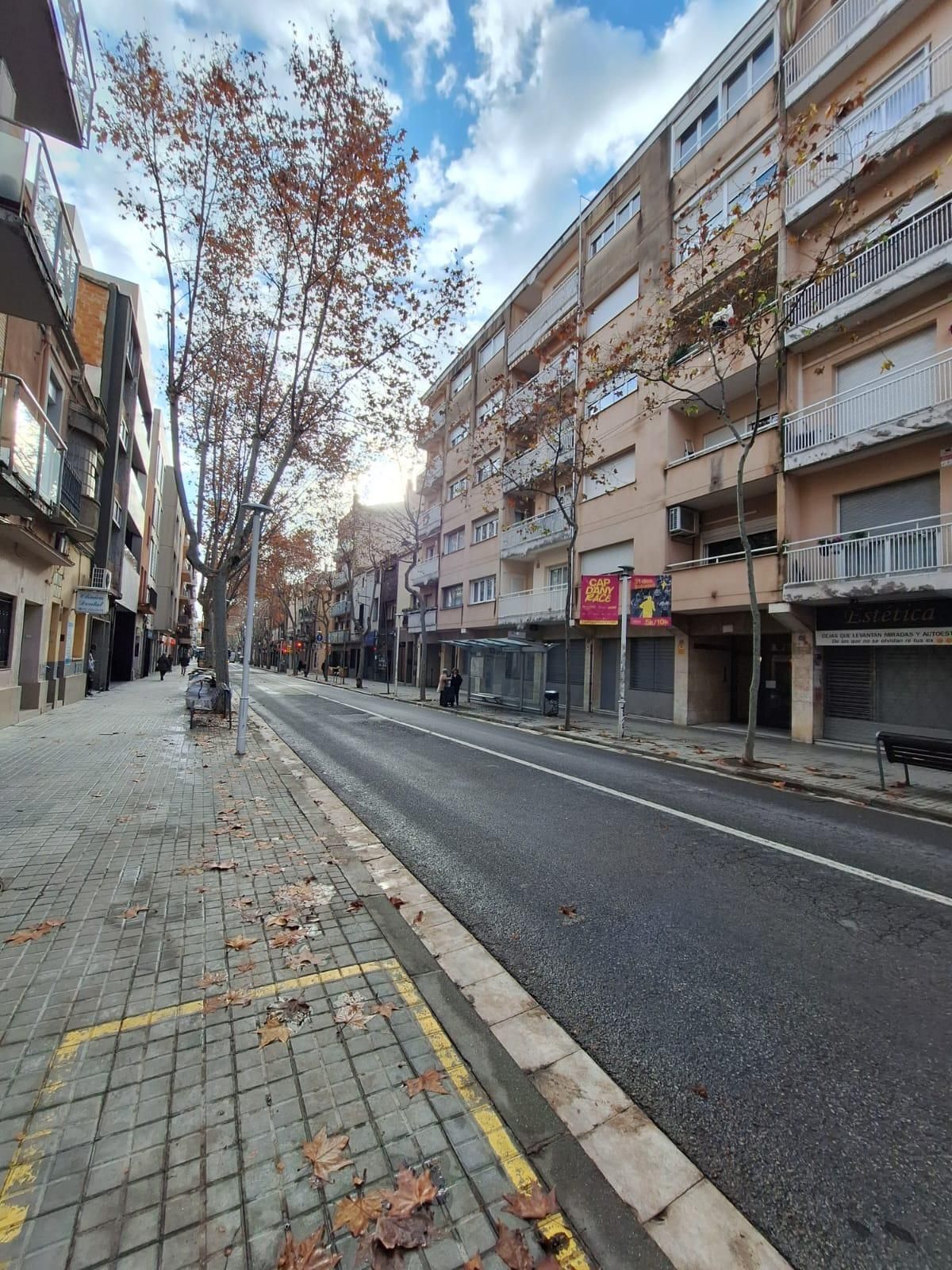 Exterior view of Flat for sale in Sabadell  with Air Conditioner, Heating and Balcony