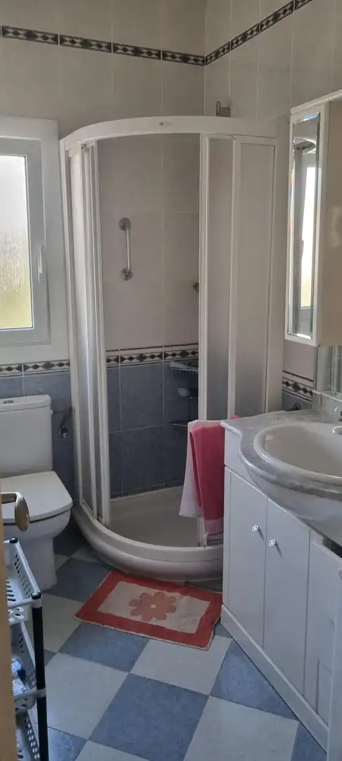 Bany de Apartament en venda en Roses amb Terrassa, Balcó i Piscina comunitària