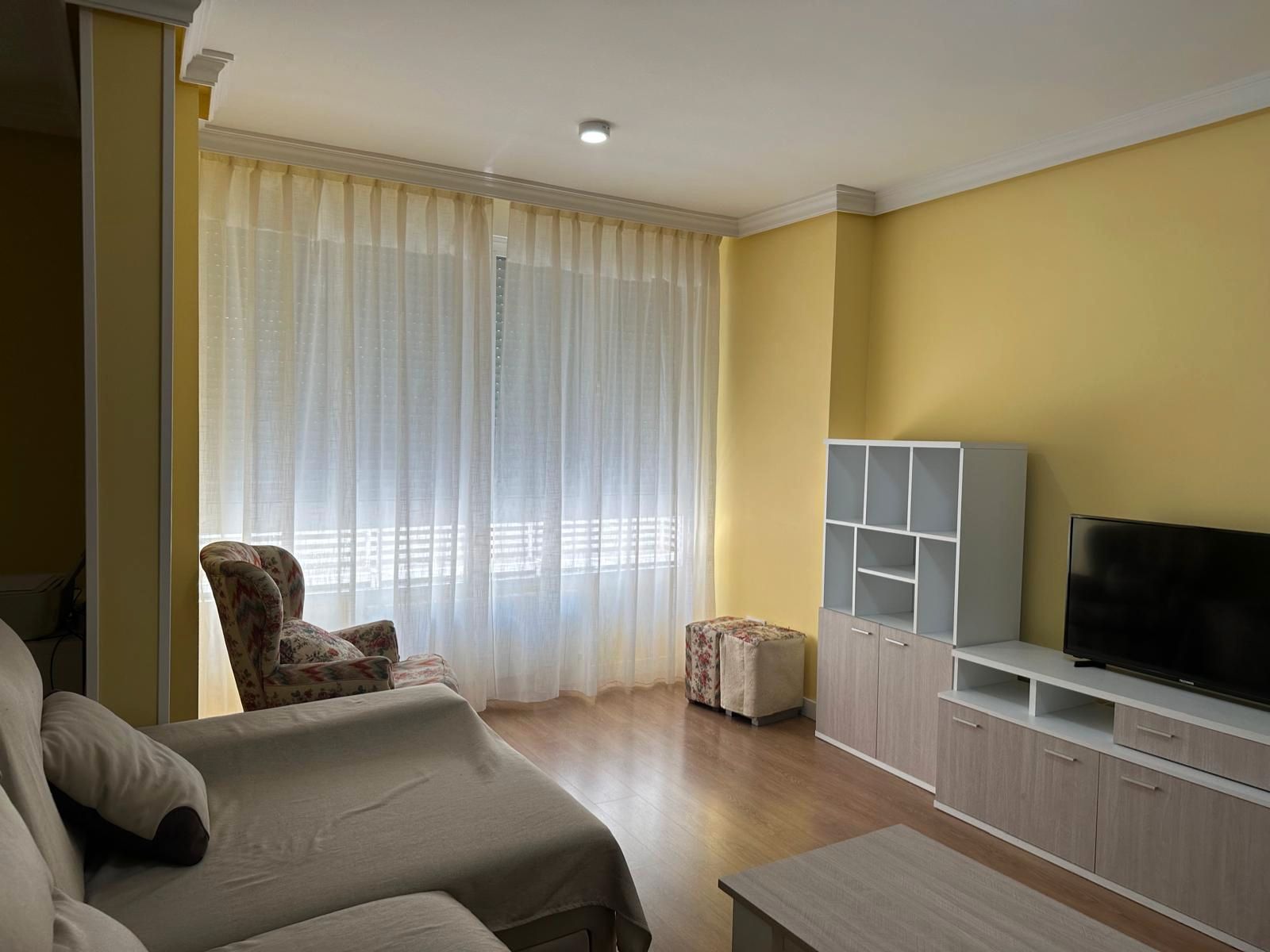 Bedroom of Flat to rent in Ciudad Real Capital  with Air Conditioner, Heating and Furnished