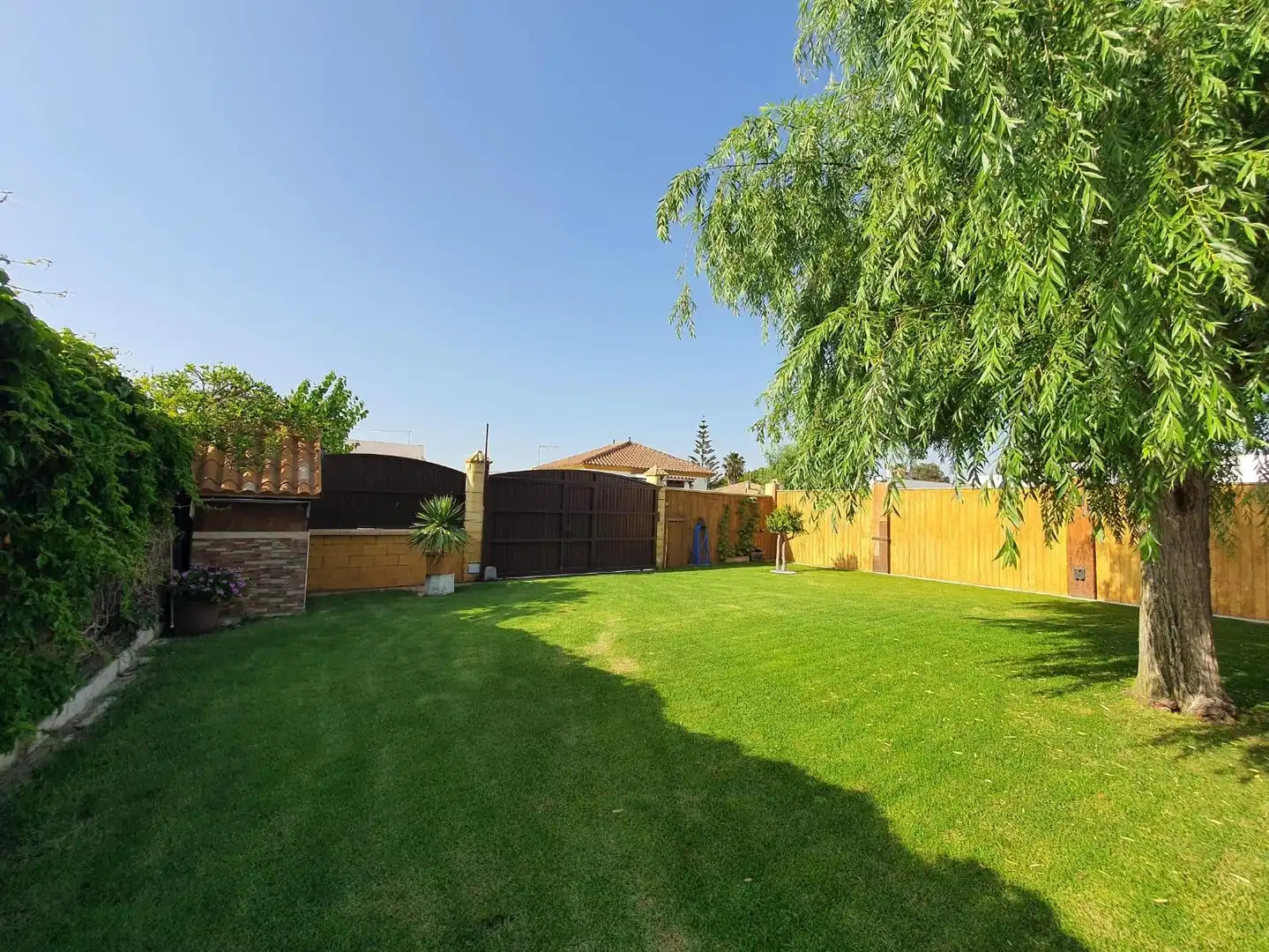 Jardín de Casa o chalet en venta en Chipiona con Aire acondicionado, Jardín privado y Terraza