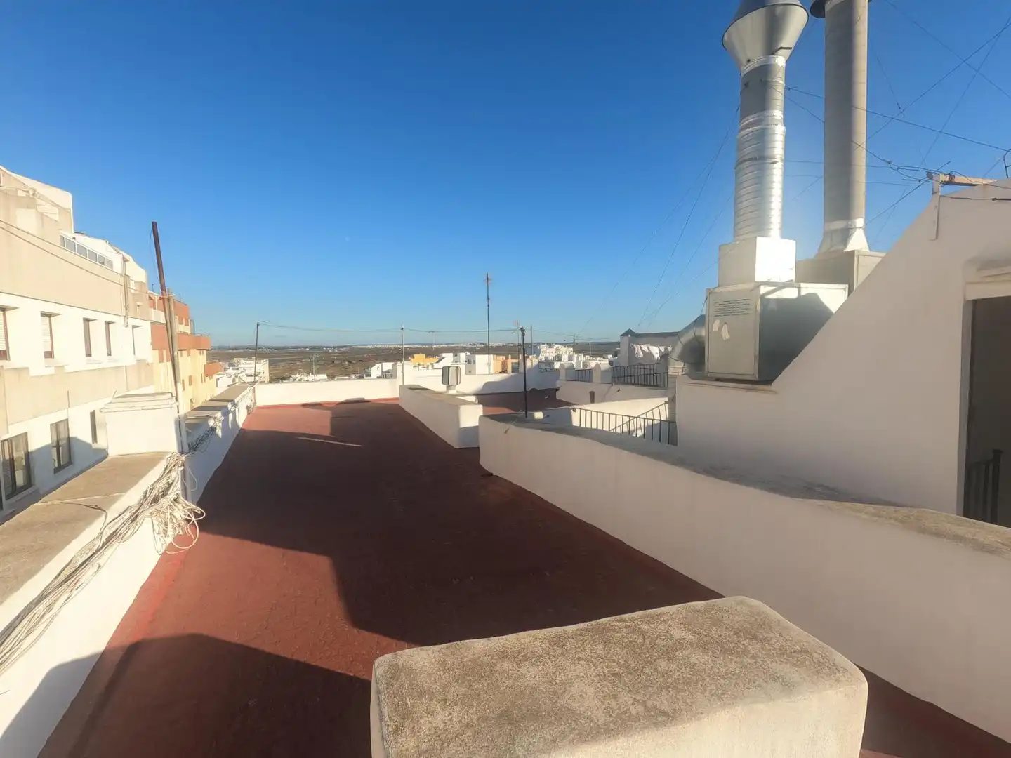 Außenansicht von Wohnung zum Verkauf in San Fernando mit Terrasse und Balkon