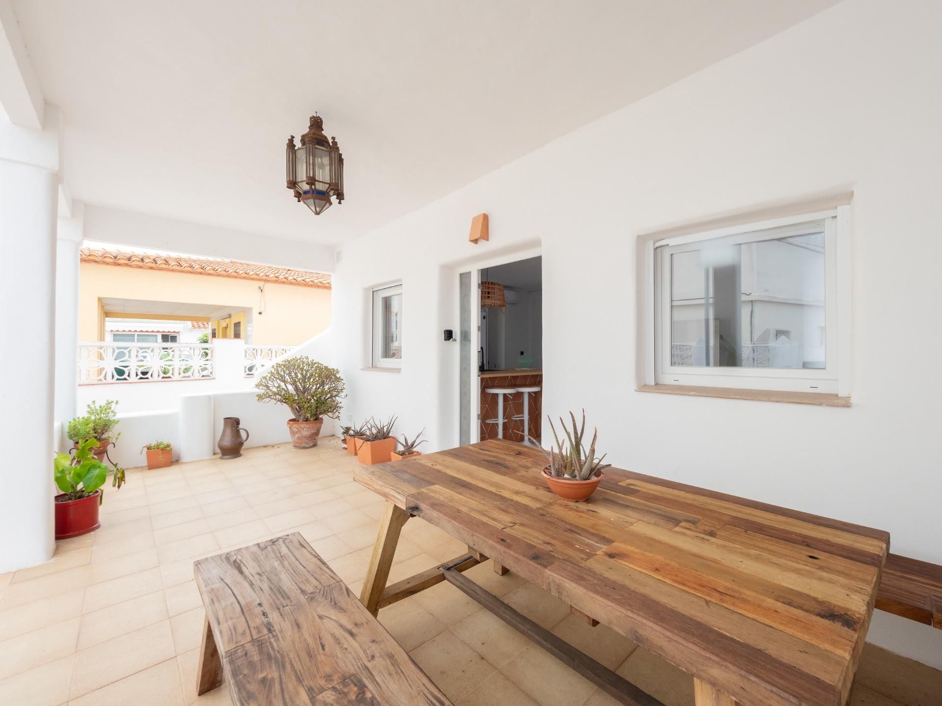 Terrassa de Casa o xalet en venda en Oliva amb Aire condicionat, Calefacció i Jardí privat