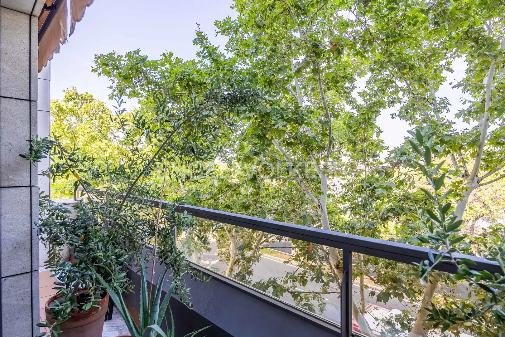 Balcony of Flat for sale in Sevilla  with Air Conditioner, Heating and Private garden
