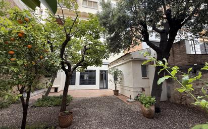 Jardí de Planta baixa de lloguer en  Barcelona Capital amb Calefacció, Jardí privat i Forn