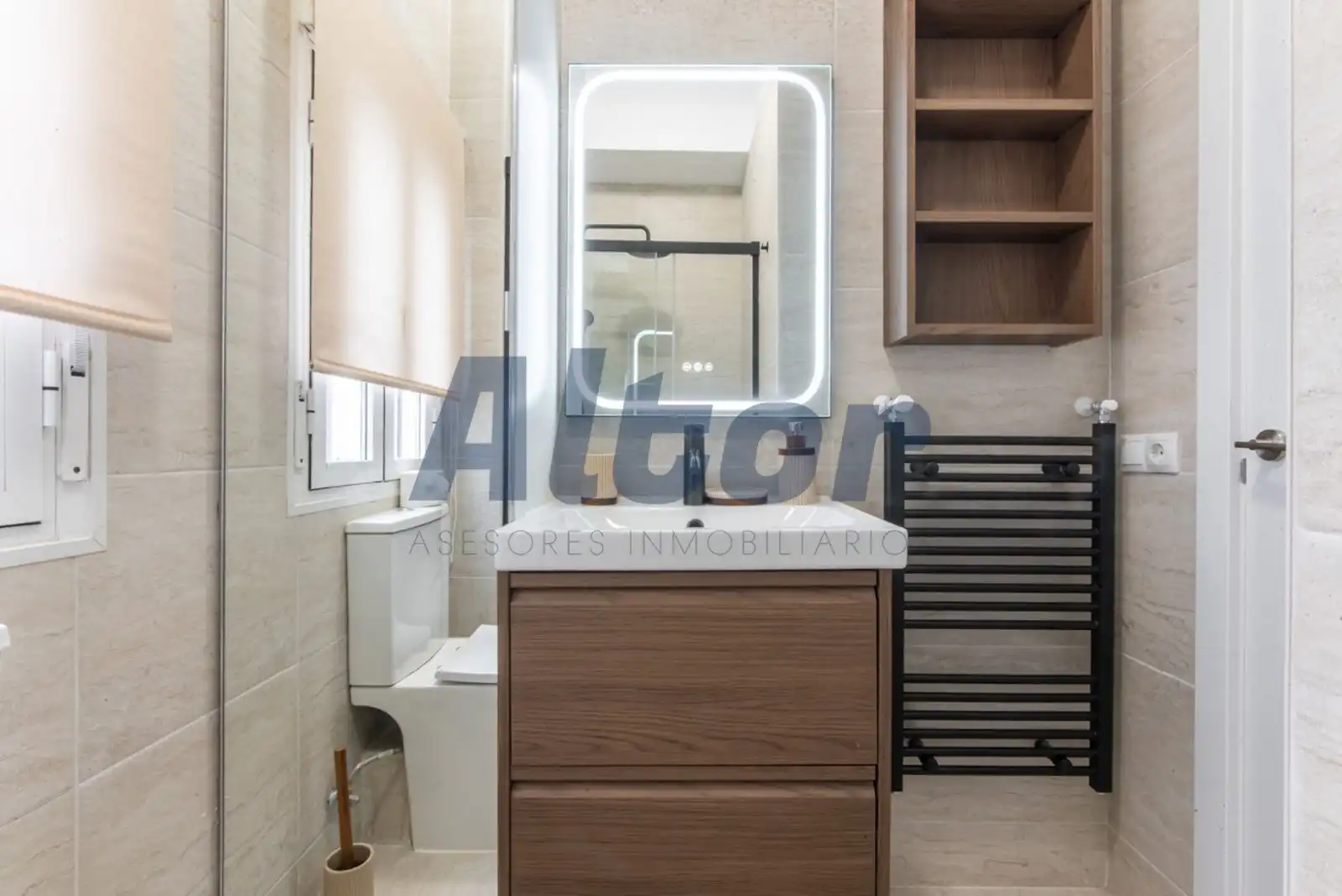 Attic for sale in GENERAL PERÓN, Cuatro Caminos - Azca