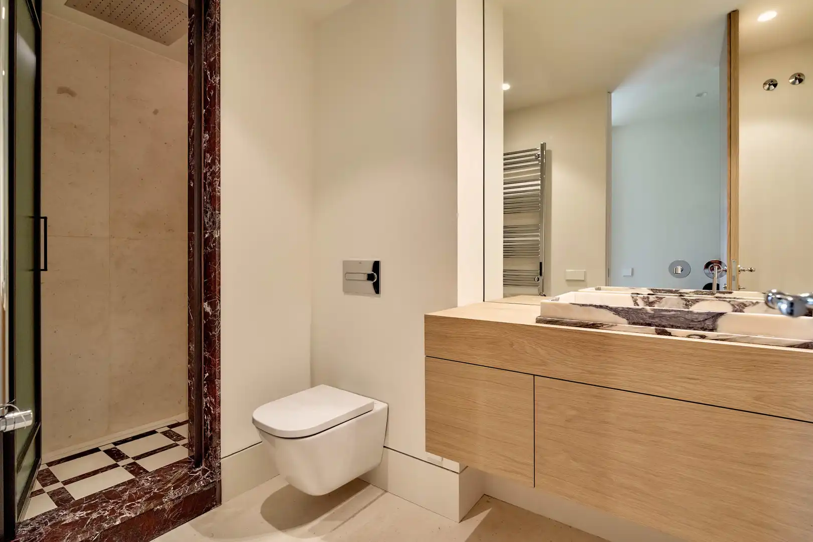 Baño de Piso en venta en Madrid con Terraza y Trastero