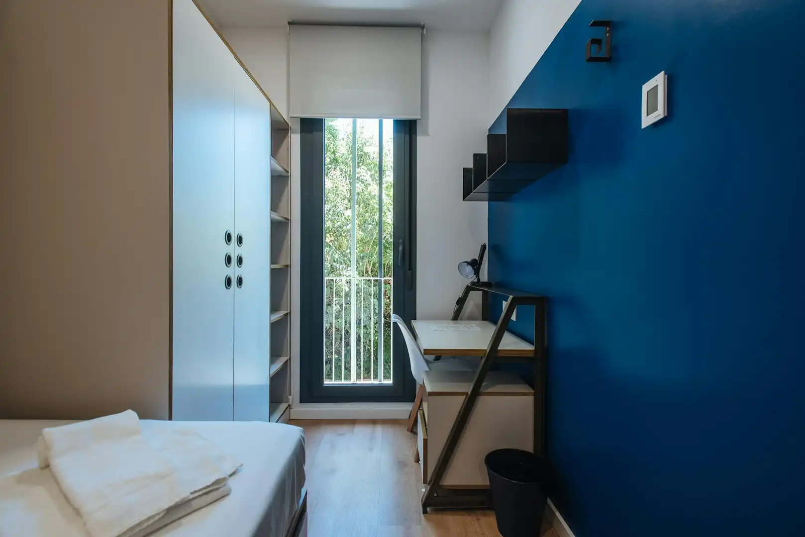 Habitación de Piso para compartir en  Sevilla Capital con Aire acondicionado y Calefacción