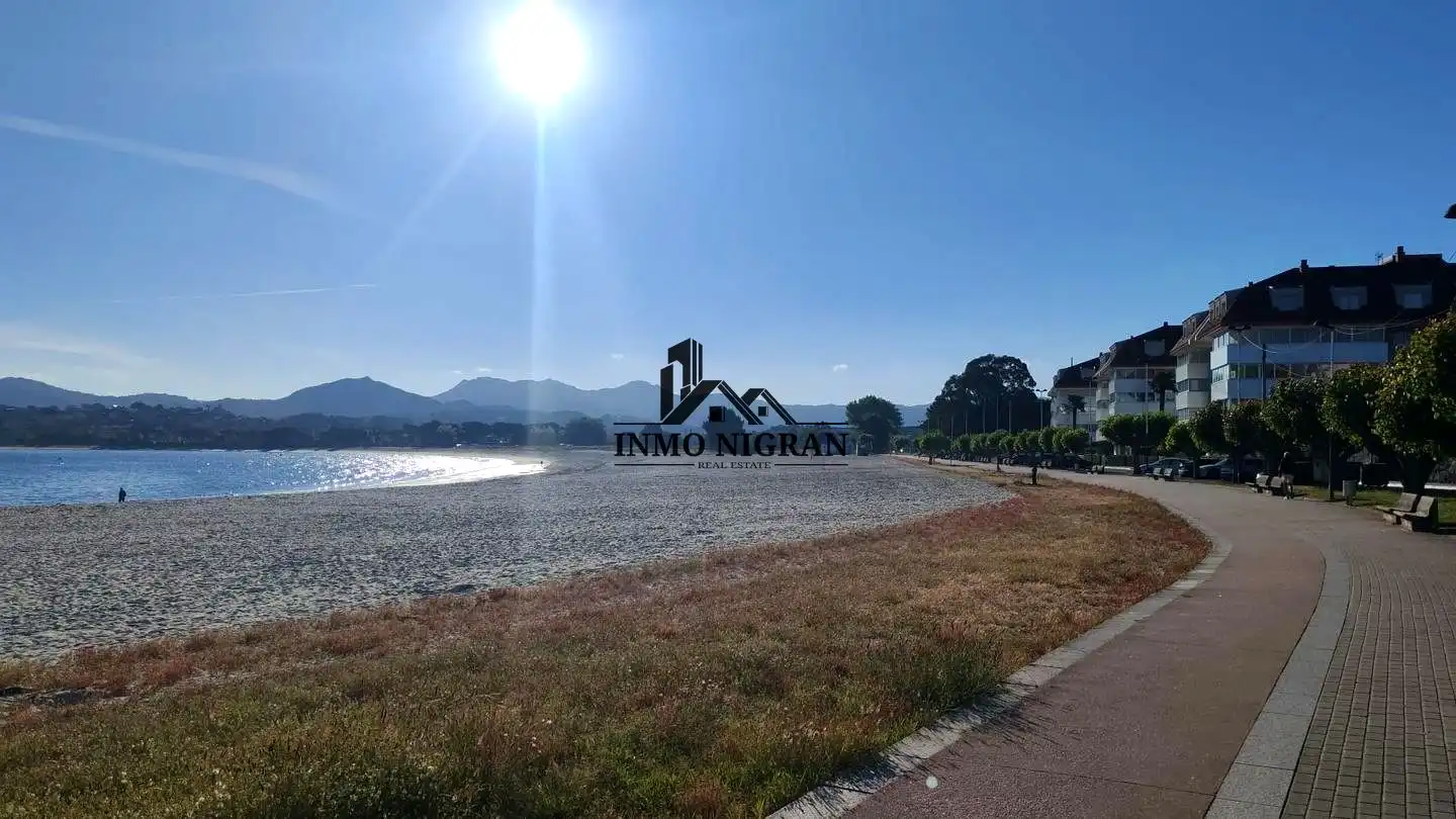 Vista exterior de Piso en venta en Baiona con Calefacción, Trastero y Amueblado
